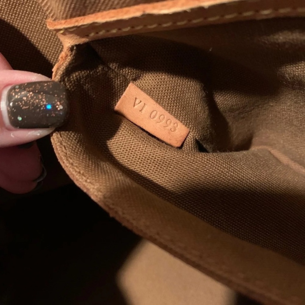Louis Vuitton Monogram Alma PM HandbagDate Code VI0993 Made in France.🥐☕️❤️ - Picture 9 of 12